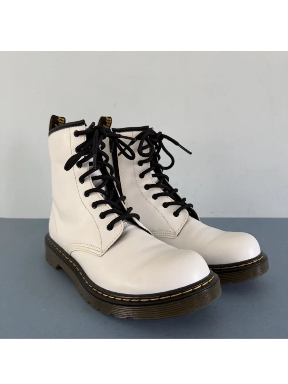 Dr. Martens 1460 Boots White Leather 8 Eye‎ Lace Up Combat Shoes